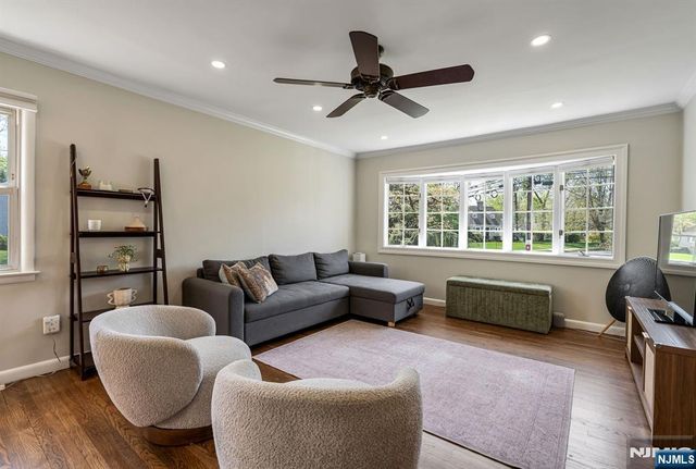 542 Nagle Street, Ridgewood, NJ 07450