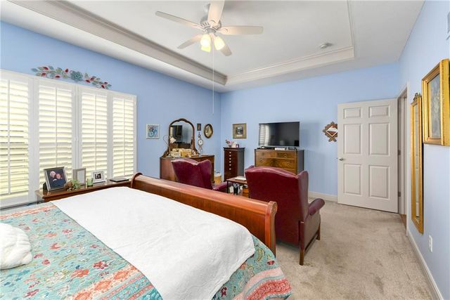 4421 Grand Court, Leavenworth, KS 66048