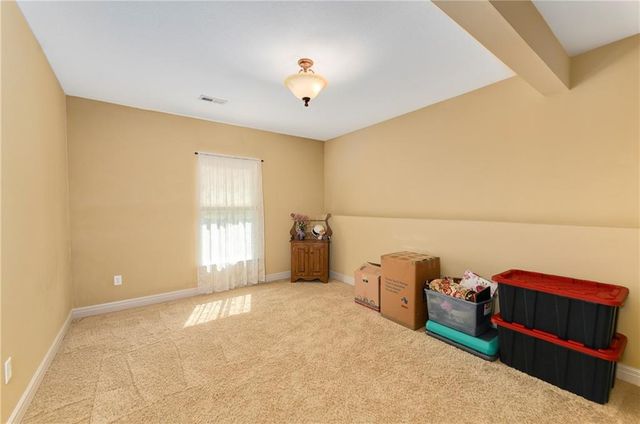 4421 Grand Court, Leavenworth, KS 66048