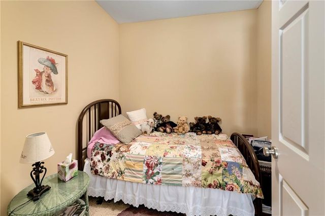 4421 Grand Court, Leavenworth, KS 66048