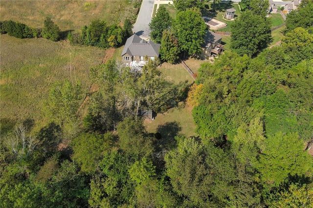 4421 Grand Court, Leavenworth, KS 66048