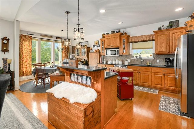 4421 Grand Court, Leavenworth, KS 66048