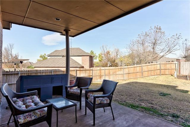1609 Durham Court, Edmond, OK 73013