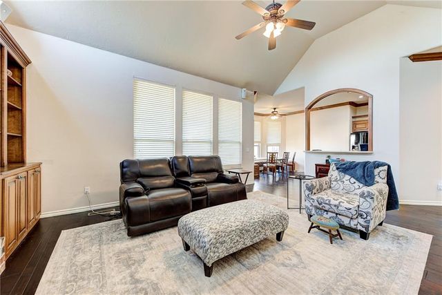 1609 Durham Court, Edmond, OK 73013