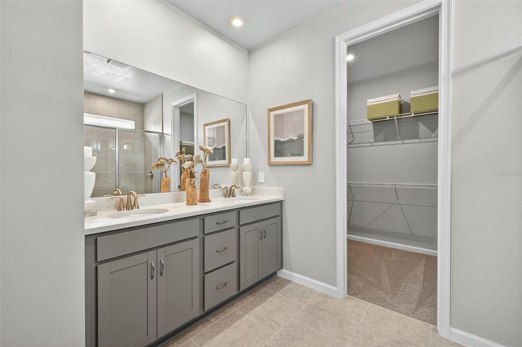 Image 13 of property listing at 13222 OXEYE LANE, Parrish, FL 34219