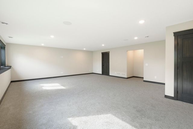 2641 213th Street W, Farmington, MN 55024