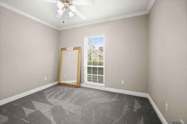 18933 Vignes Lake Ave, Baton Rouge, LA 70817