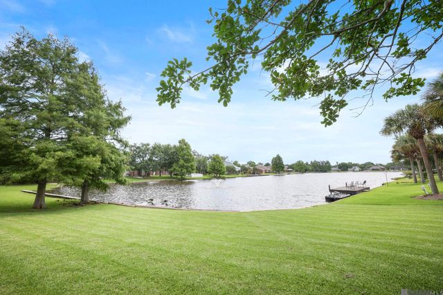 18933 Vignes Lake Ave, Baton Rouge, LA 70817