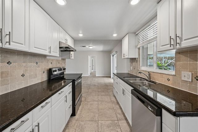 2449 SE Aneci St, Port St. Lucie, FL 34984