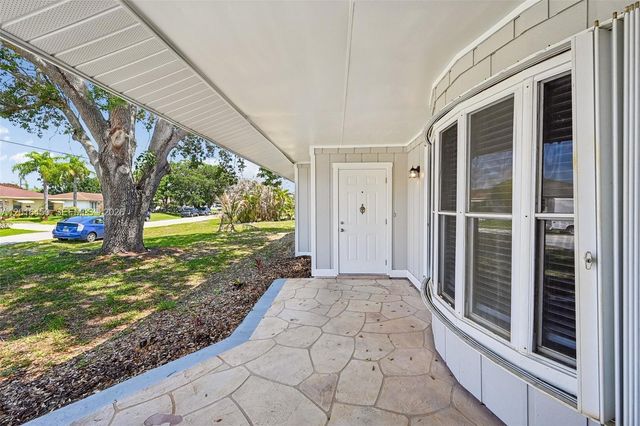 2449 SE Aneci St, Port St. Lucie, FL 34984