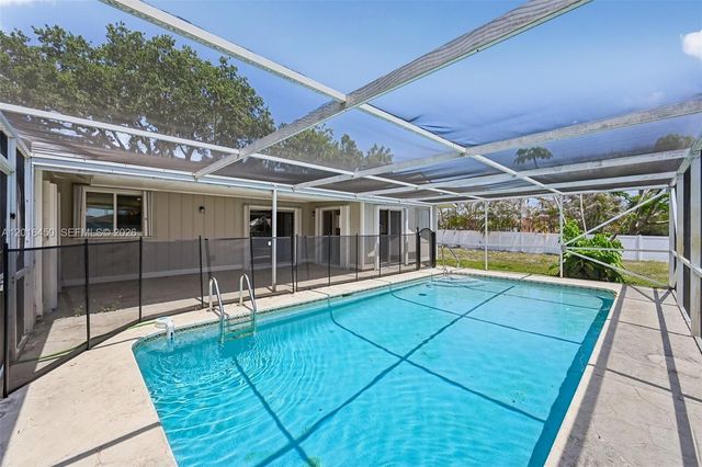 2449 SE Aneci St, Port St. Lucie, FL 34984