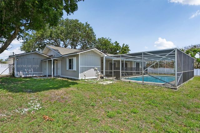 2449 SE Aneci St, Port St. Lucie, FL 34984