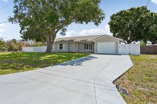 2449 SE Aneci St, Port St. Lucie, FL 34984