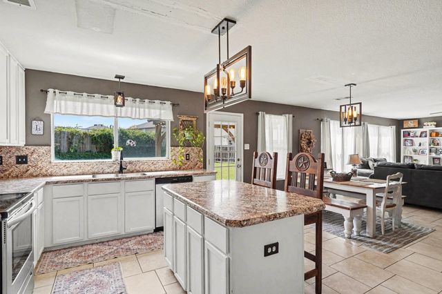 4420 Westbend Lane, Fort Worth, TX 76244