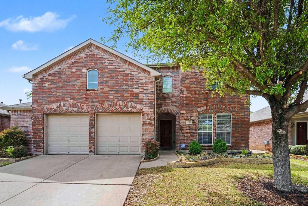 4420 Westbend Lane, Fort Worth, TX 76244