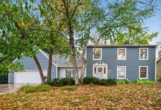 8906 138th Street Court, Apple Valley, MN 55124