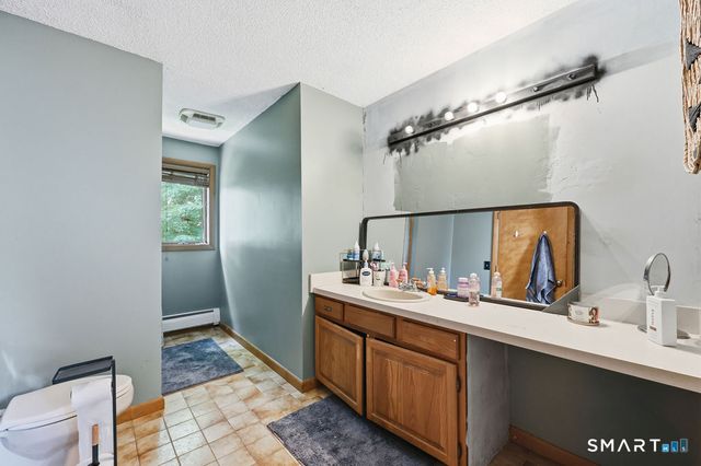 25 Canal Street, New Britain, CT 06052