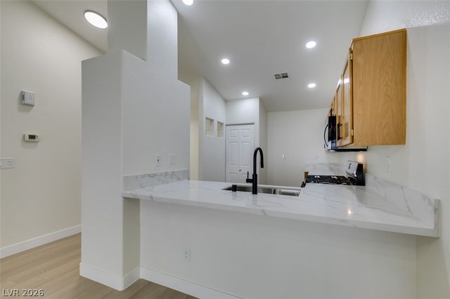 9712 Fionna Lane 102, Las Vegas, NV 89129