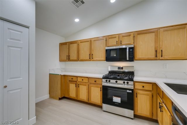 9712 Fionna Lane 102, Las Vegas, NV 89129
