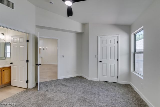 9712 Fionna Lane 102, Las Vegas, NV 89129