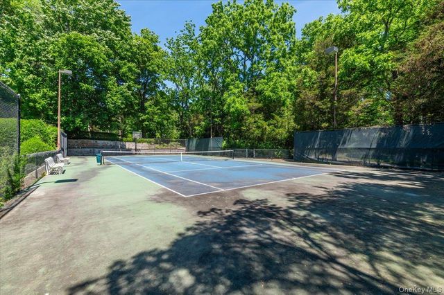 11 Oak Hill Road, Lloyd Harbor, NY 11743
