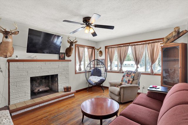 7536 Lindenwood Drive, Indianapolis, IN 46227