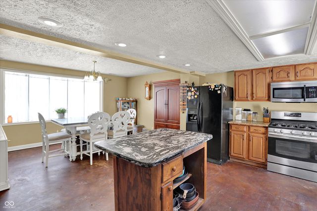 7536 Lindenwood Drive, Indianapolis, IN 46227