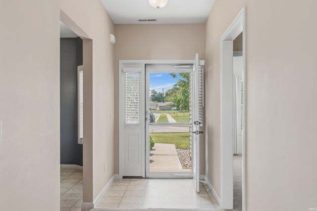 12002 Shearwater Run, Fort Wayne, IN 46845