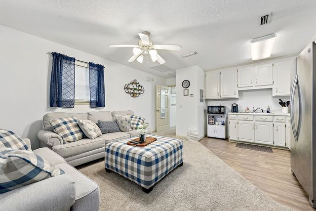 906 Wimbledon Drive, Dothan, AL 36305