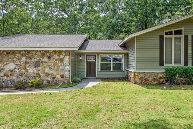 906 Wimbledon Drive, Dothan, AL 36305