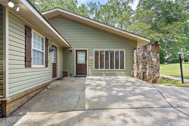 906 Wimbledon Drive, Dothan, AL 36305