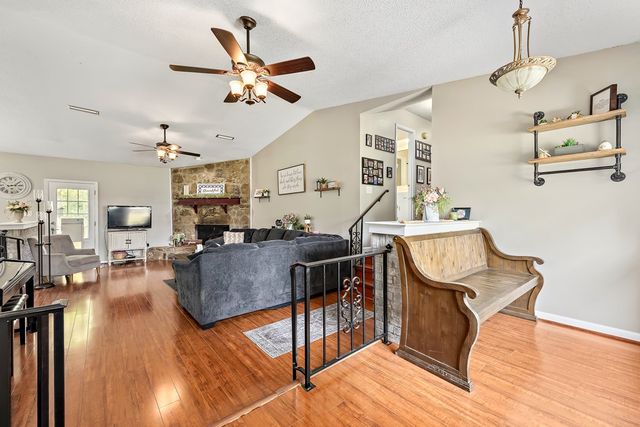 906 Wimbledon Drive, Dothan, AL 36305