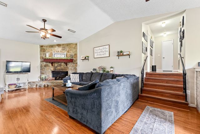 906 Wimbledon Drive, Dothan, AL 36305