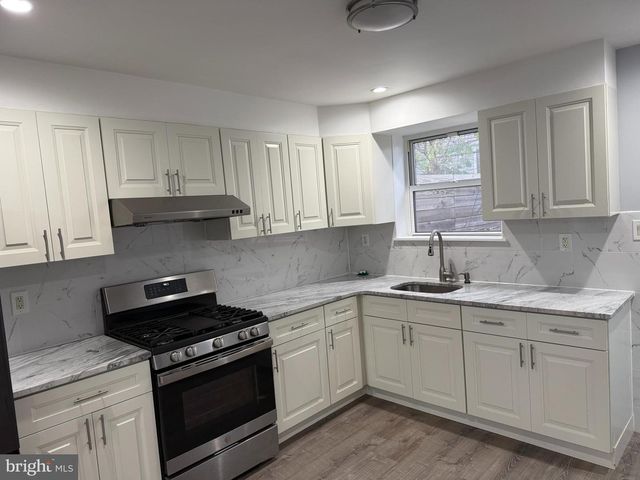 1326 S COLORADO ST, Philadelphia, PA 19146