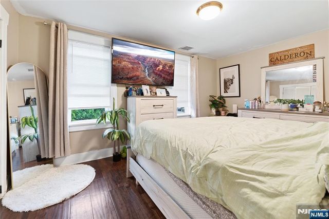 132 Jerome Place, Bloomfield, NJ 07003