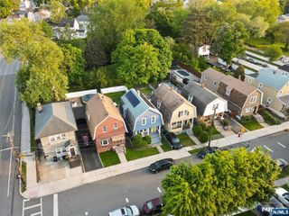 132 Jerome Place, Bloomfield, NJ 07003