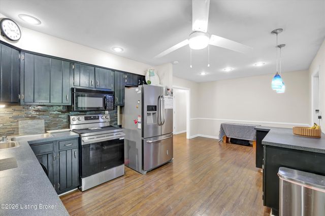6904 Bellcrest Ct, Louisville, KY 40291