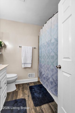 6904 Bellcrest Ct, Louisville, KY 40291
