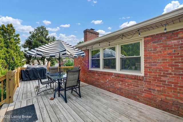 6904 Bellcrest Ct, Louisville, KY 40291