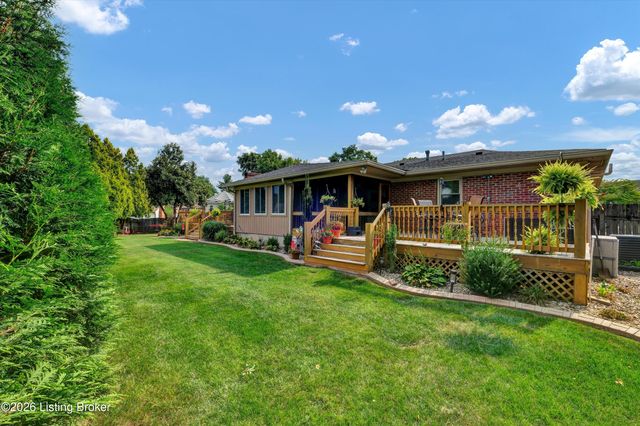 6904 Bellcrest Ct, Louisville, KY 40291