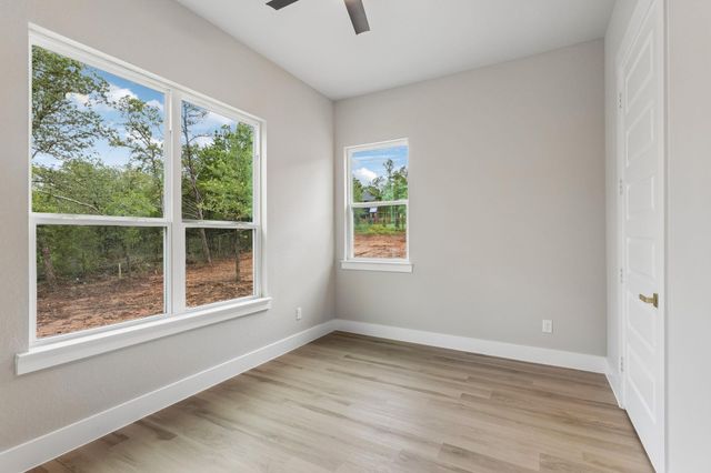 114 Heleakala DR, Bastrop, TX 78602