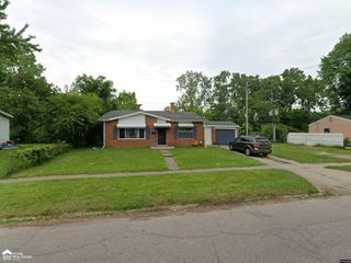 1402 Flamingo Drive, Mt Morris Twp, MI 48458