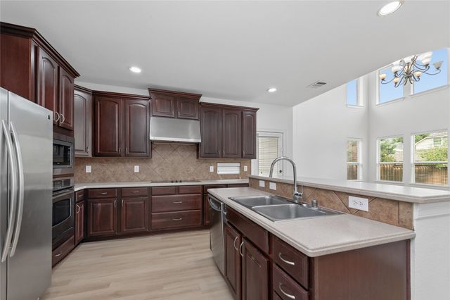 6521 Diamond Drive, Mckinney, TX 75070