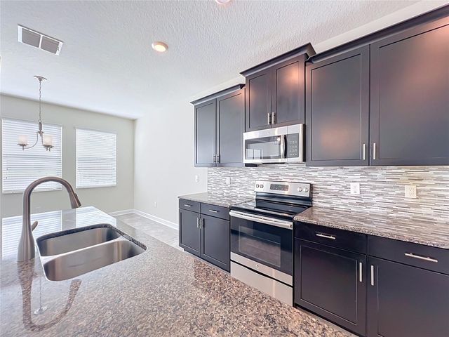 10952 LONGLEAF WOODS DRIVE, Orlando, FL 32832