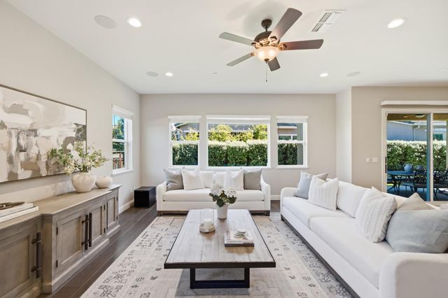 6752 Grasshopper Avenue, Newark, CA 94560