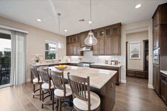 6752 Grasshopper Avenue, Newark, CA 94560