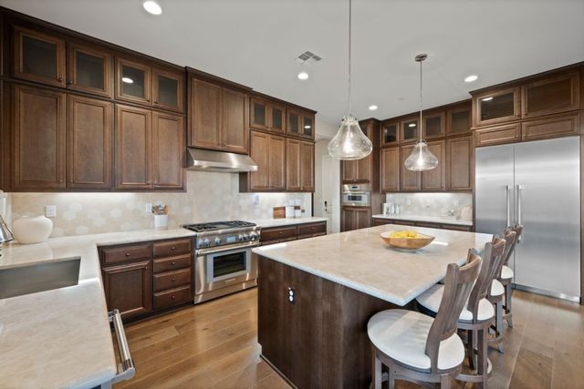 6752 Grasshopper Avenue, Newark, CA 94560