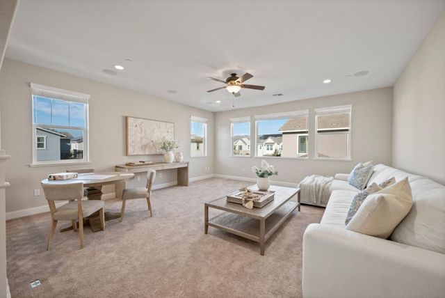 6752 Grasshopper Avenue, Newark, CA 94560