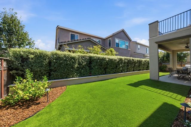 6752 Grasshopper Avenue, Newark, CA 94560