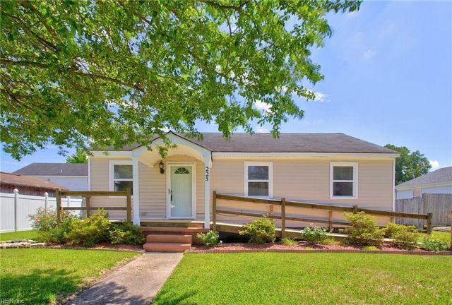225 Castlewood RD, Portsmouth, VA 23702